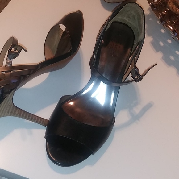 Coach heels - Picture 2 of 4